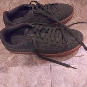 Pumas